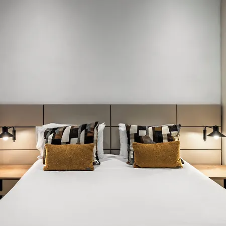 Apartment The Corner By Aspasios Barcelona